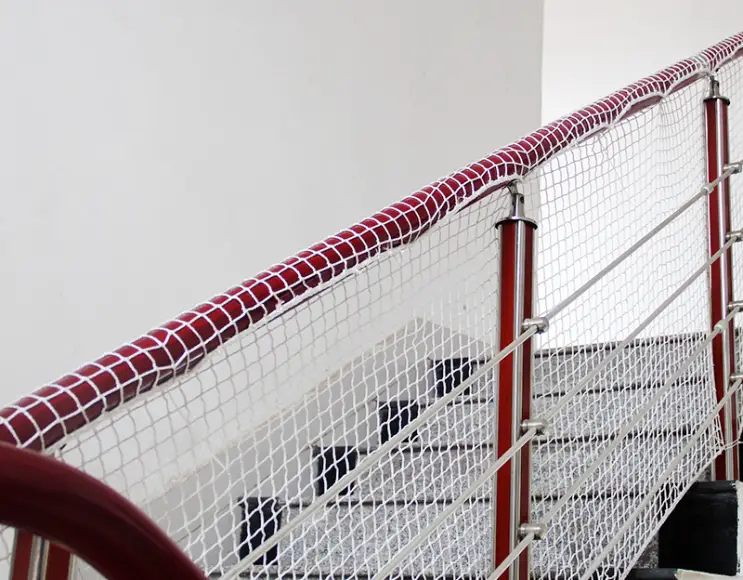 Rete anticaduta per scale maglia da 25 mm