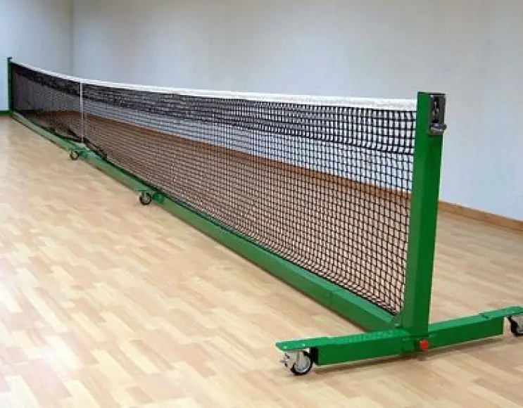 Pali da tennis trasportabili modello extra con basi pieghevoli e ruote