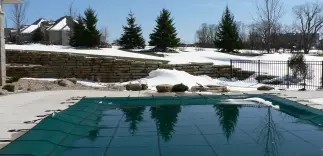 Come proteggere la propria piscina durante il periodo invernale?