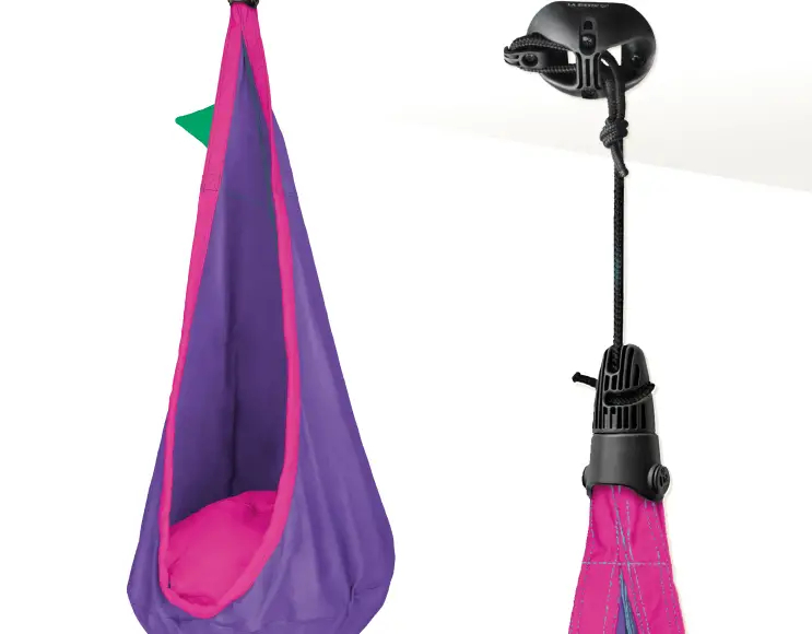 SEDIA PENSILE A GOCCIA MODELLO LILLY